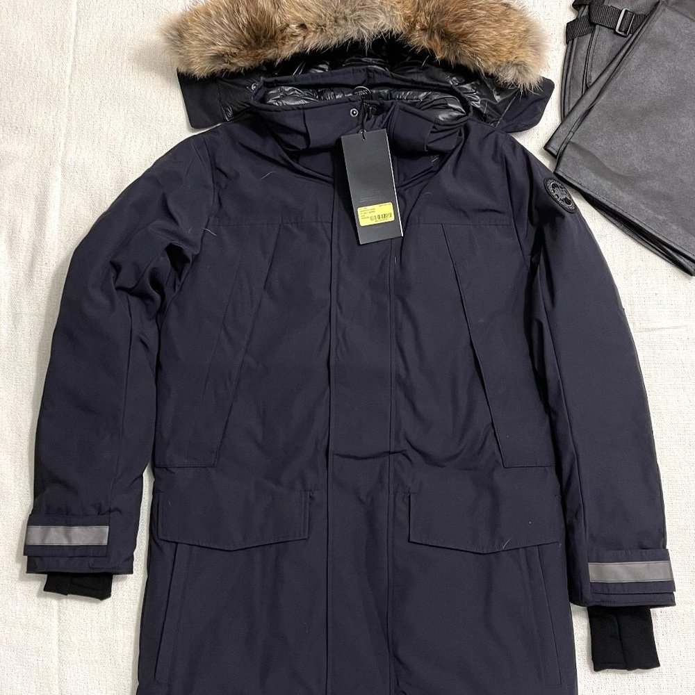 CANADA GOOSE Sherridon Parka Black Label in Navy, Style 2073MB